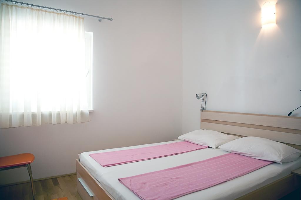 Apartment Adriana Povljana Rom bilde